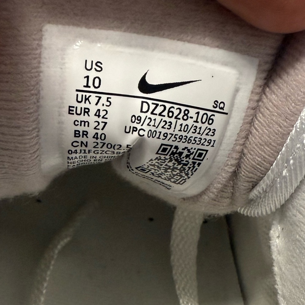 Nike "Air Max 1" W - White / Platinum Violet / Phantom Woman Size 10 - Picture 7 of 7